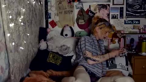 cher strauberry online show from 04.11.26