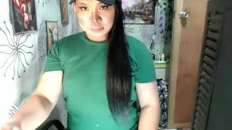 chescahotxxxl online show from 02.05.25
