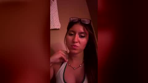 Snapshot of cheyenne_p chatting on 08.03.26 cheyenne_p online show from 08.03.26
