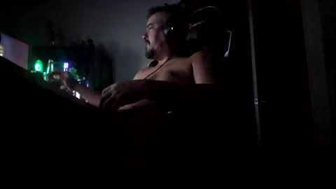 Snapshot of chezy84 chatting on 08.02.26 Chezy84 online show from 08.02.26