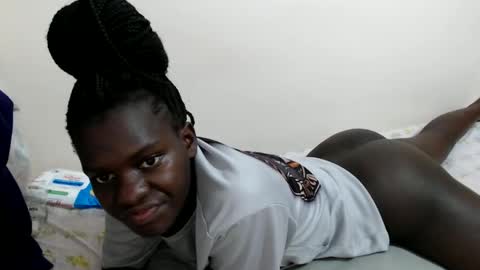 Snapshot of chichie_ chatting on 05.31.26 chichie_ online show from 05.31.26