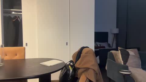 ChiGuy841 online show from 02.25.25