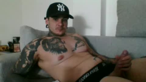 Snapshot of chikoink43 chatting on 02.18.25 chikoink43 online show from 02.18.25