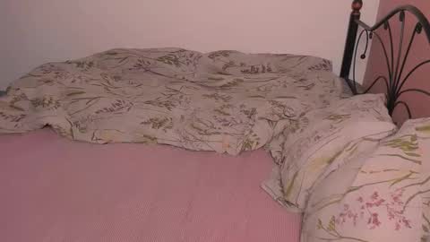 Snapshot of chilivanilla chatting on 10.10.25 lalaland online show from 10.10.25