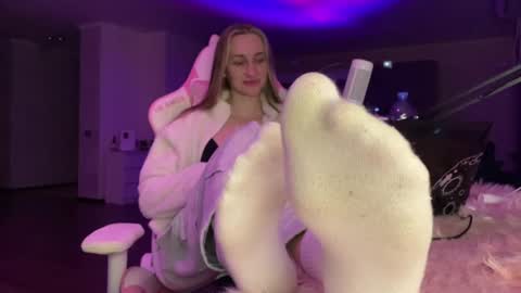 Snapshot of chillgoddess chatting on 02.28.25 Goddess Vika - owner of all ur money online show from 02.28.25
