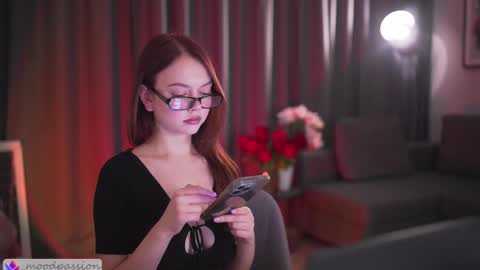 chillwithstacy online show from 10.02.25