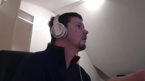 chillzonecam online show from 02.16.26