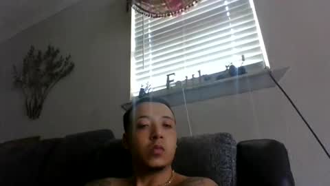 Snapshot of chino880172 chatting on 10.04.25 CHINO online show from 10.04.25