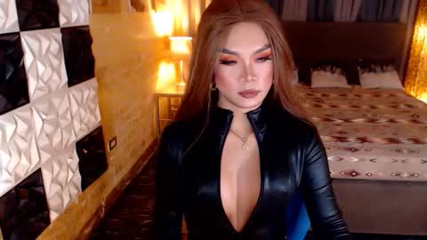 Franching Lee online show from 02.06.26