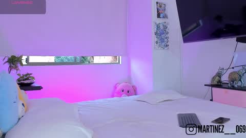 CHLOE online show from 10.17.25