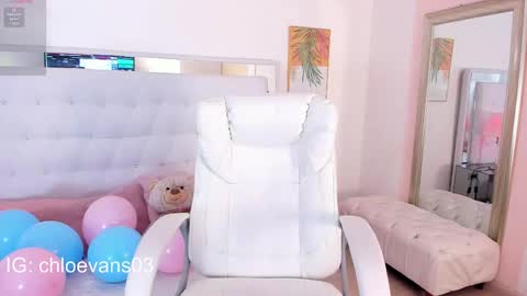 Chloe online show from 09.18.25