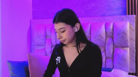 Snapshot of chloe_bluee_ chatting on 04.30.26 chloe_bluee_ online show from 04.30.26