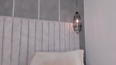 Snapshot of chloe_dee_ chatting on 01.18.25 Chloe online show from 01.18.25