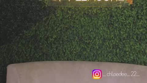 Snapshot of chloe_dee_ chatting on 10.17.25 Chloe online show from 10.17.25