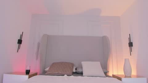 Chloe online show from 11.21.25