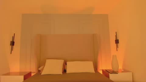 Chloe online show from 04.06.26