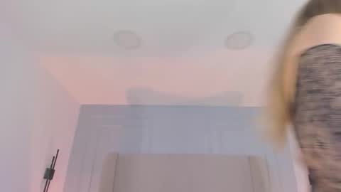 Snapshot of chloe_dee_ chatting on 05.22.26 Chloe online show from 05.22.26