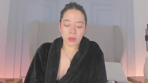 Snapshot of chloe_dee_ chatting on 05.31.26 Chloe online show from 05.31.26
