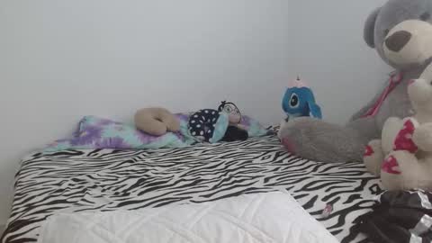 chloe_dolce online show from 10.10.25