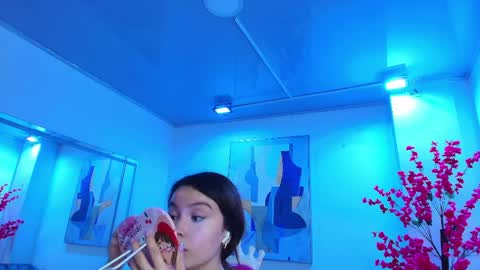 Chloe online show from 03.31.26