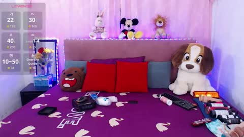 Snapshot of chloe_ev4ns chatting on 10.11.25 Chloe online show from 10.11.25