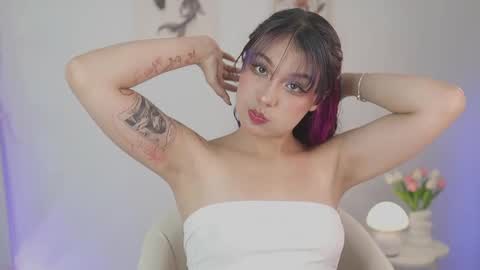 Snapshot of chloe_evans12 chatting on 05.29.26 Chloe online show from 05.29.26