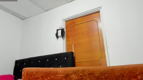 Snapshot of chloe_evanx_ chatting on 01.06.25 Chloe Evanx  online show from 01.06.25