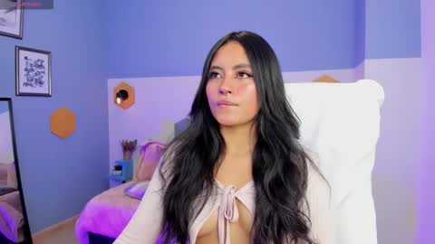 Chloe online show from 10.15.25