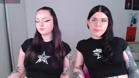 Snapshot of chloe_levine chatting on 07.22.26 Chloe Levine online show from 07.22.26
