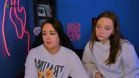 Snapshot of chloe_ley chatting on 03.03.26 chloe_ley online show from 03.03.26