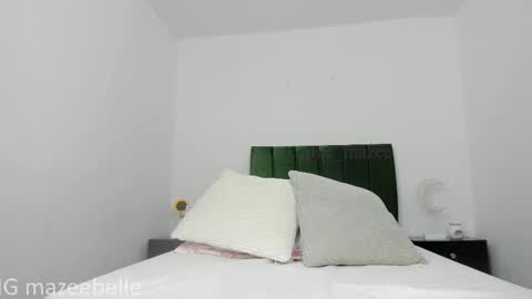 Chloe Maze online show from 10.29.25