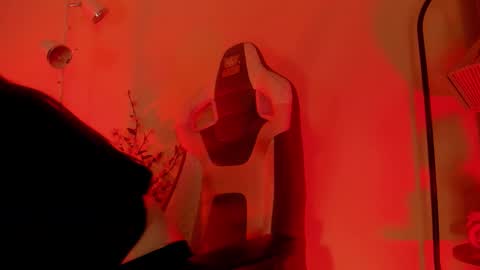 Snapshot of chloe_moons_ chatting on 02.14.26 CLOE online show from 02.14.26