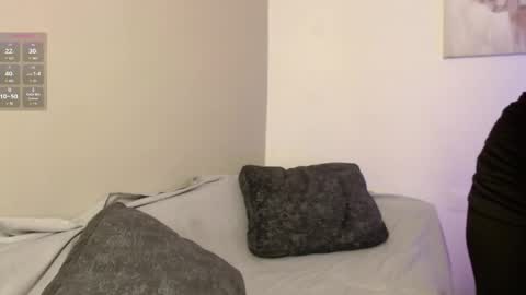 chloe_peach_ online show from 04.18.26