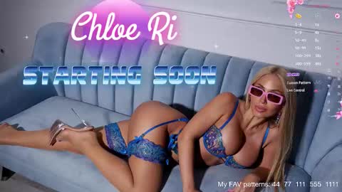 Snapshot of chloe_ri chatting on 10.01.25 . ALL my LINKS online show from 10.01.25