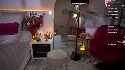 Snapshot of chloe_ri chatting on 10.04.25 . ALL my LINKS online show from 10.04.25