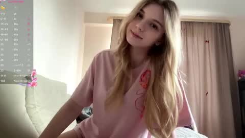 Snapshot of chloe_show chatting on 05.30.26 hloe online show from 05.30.26
