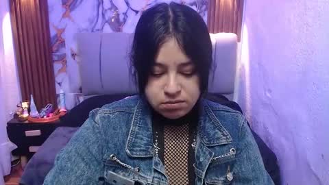 chloe_smith5 online show from 12.22.25