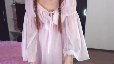 Chloe online show from 09.18.25