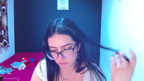 Chloe online show from 09.22.25