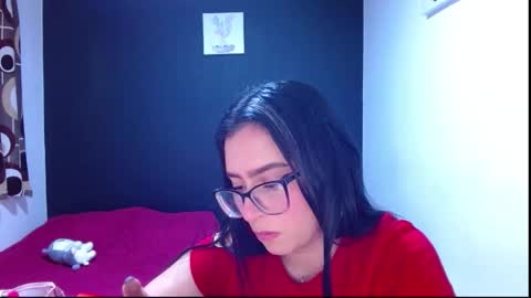 Chloe online show from 09.26.25