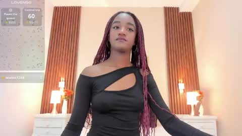 CHLOE online show from 04.12.26