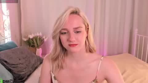 Chloe Deccker online show from 07.20.26