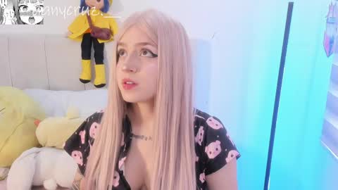 Snapshot of chloee_gardner chatting on 05.18.26 Chloe online show from 05.18.26