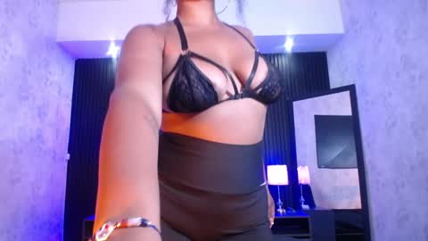 chloee_hs online show from 01.16.25