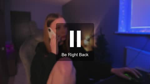 chloegins online show from 12.15.24