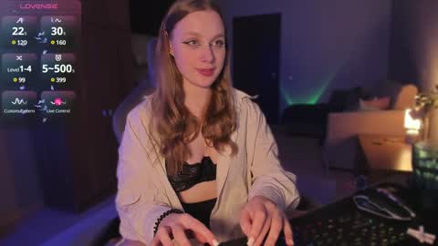 chloegins online show from 12.20.24