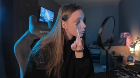 chloegins online show from 01.10.25