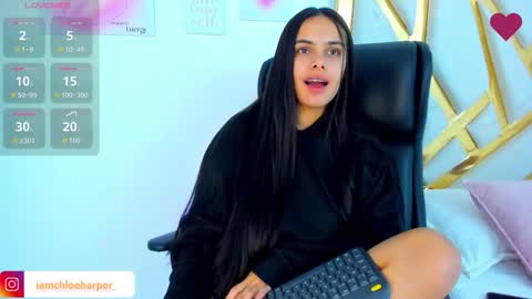  Chloe Harper  online show from 09.27.25