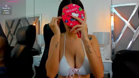  Chloe Harper  online show from 09.30.25