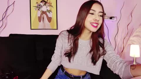 Chloe Luxs online show from 09.25.25